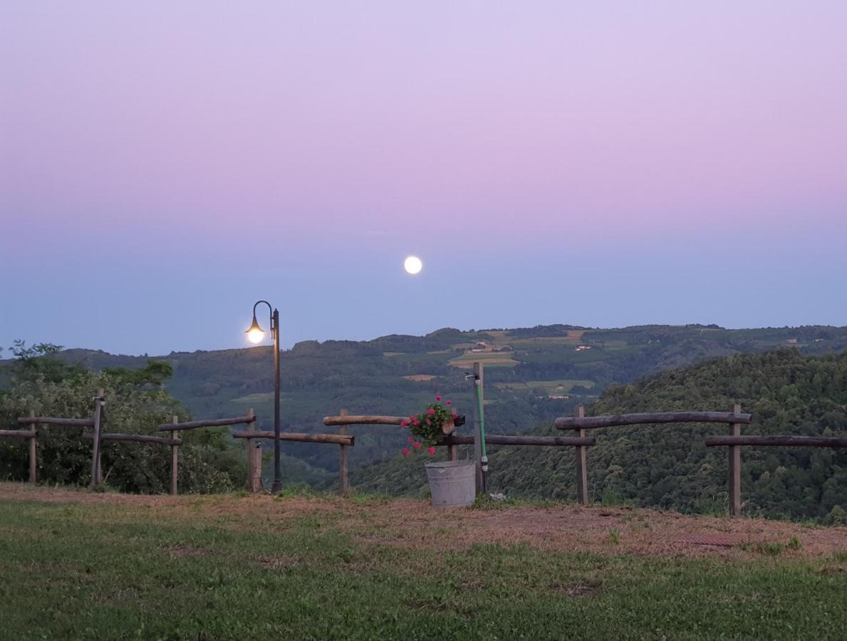 Cascina Brichat Alta Langa Serravalle delle Langhe Exterior foto